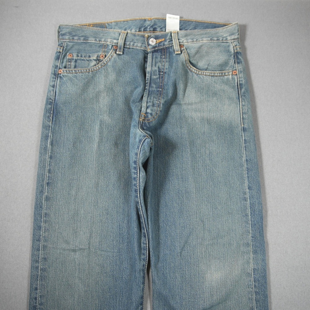 VTG Y2K 2005 Levis 501 Button Fly Men Jeans 32x29 Fade Relaxed Skate Stright Leg